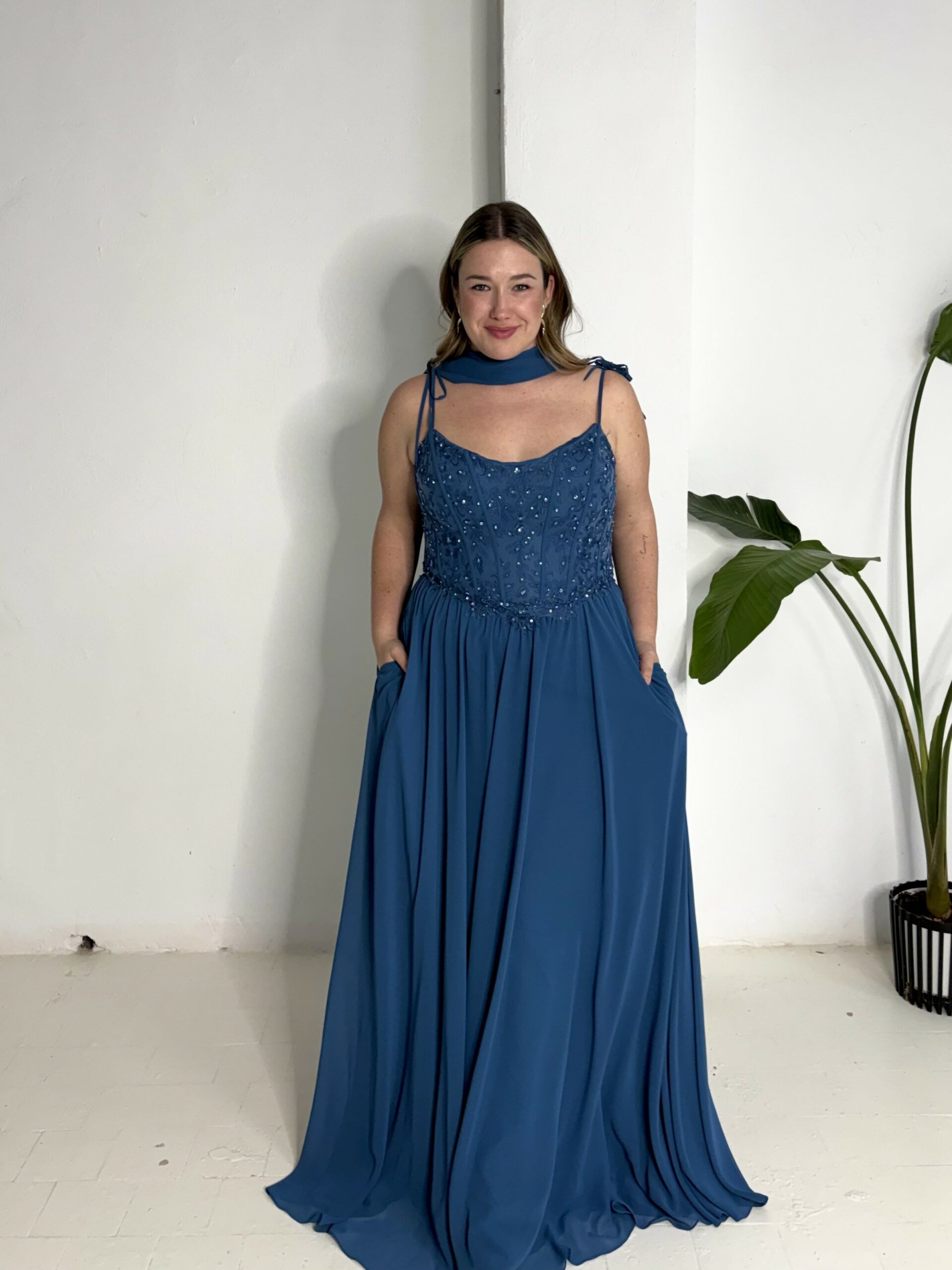 Vestido Fluido Tirantes