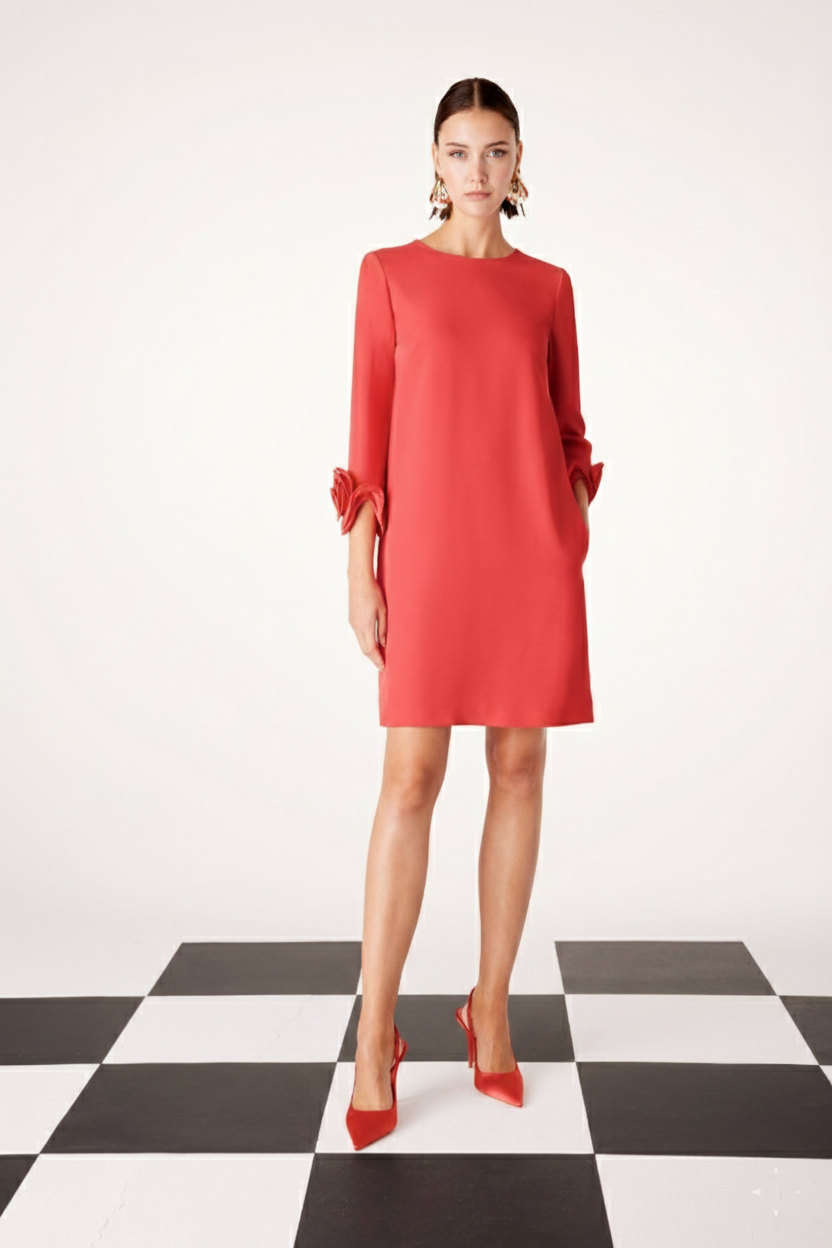 Vestido Corto Flor Manga