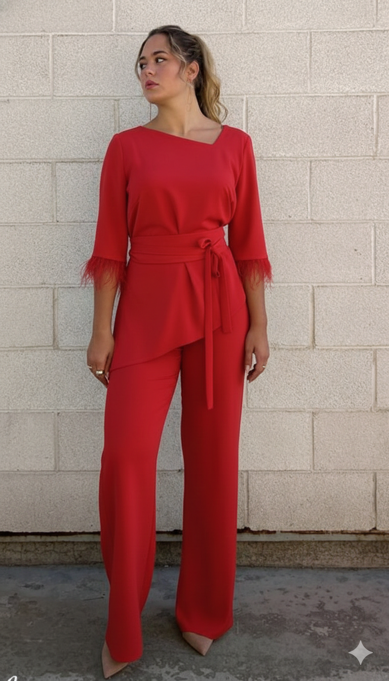 Conjunto Rojo Plumas