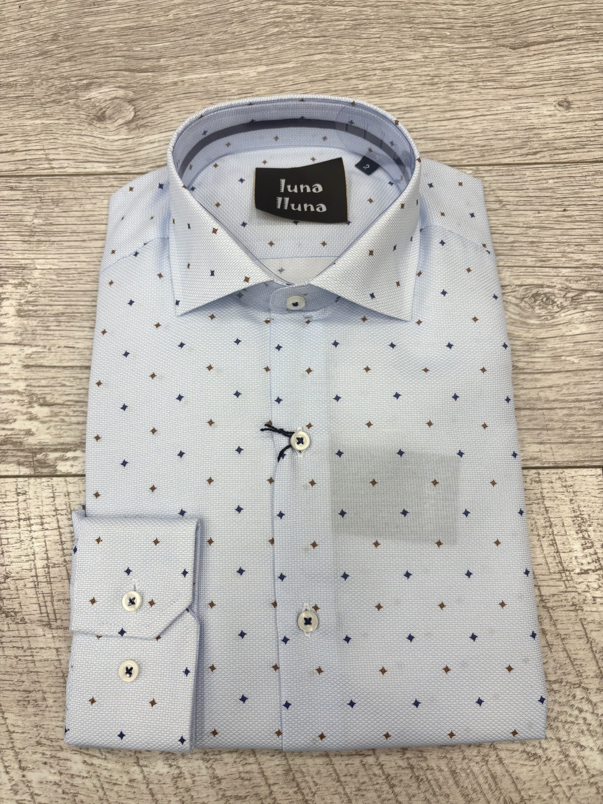 Camisa Celeste Dibujos