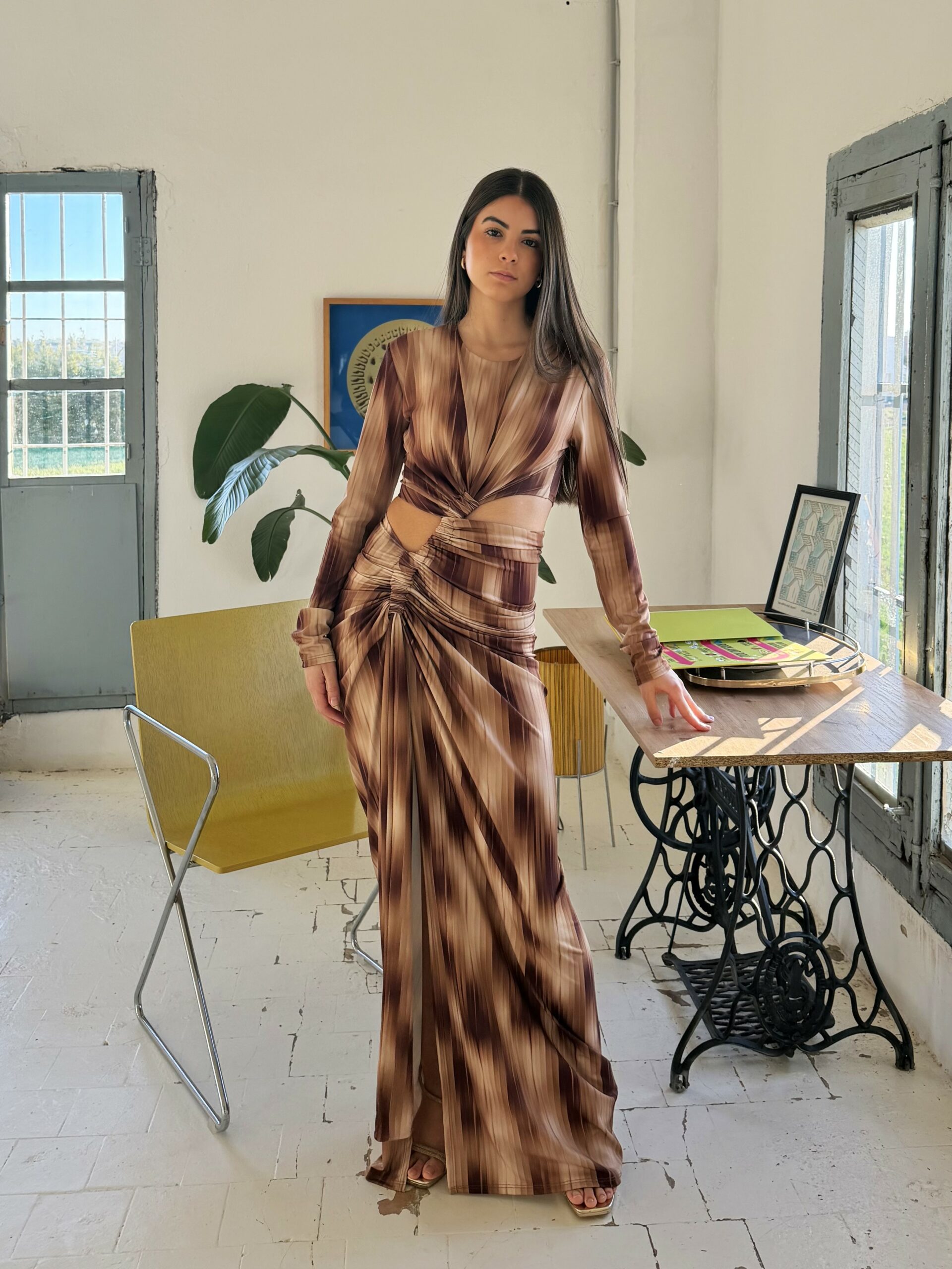 Vestido Estampado Cut Out