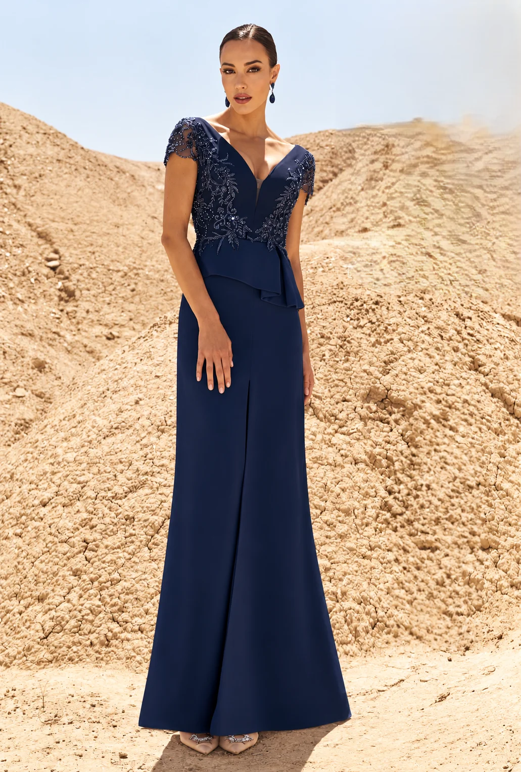 vestido largo marino pedreria